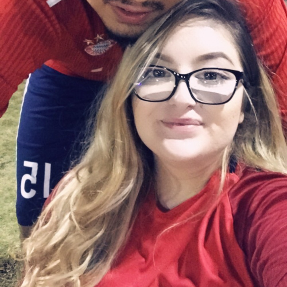 Meet your Posher, Dominique